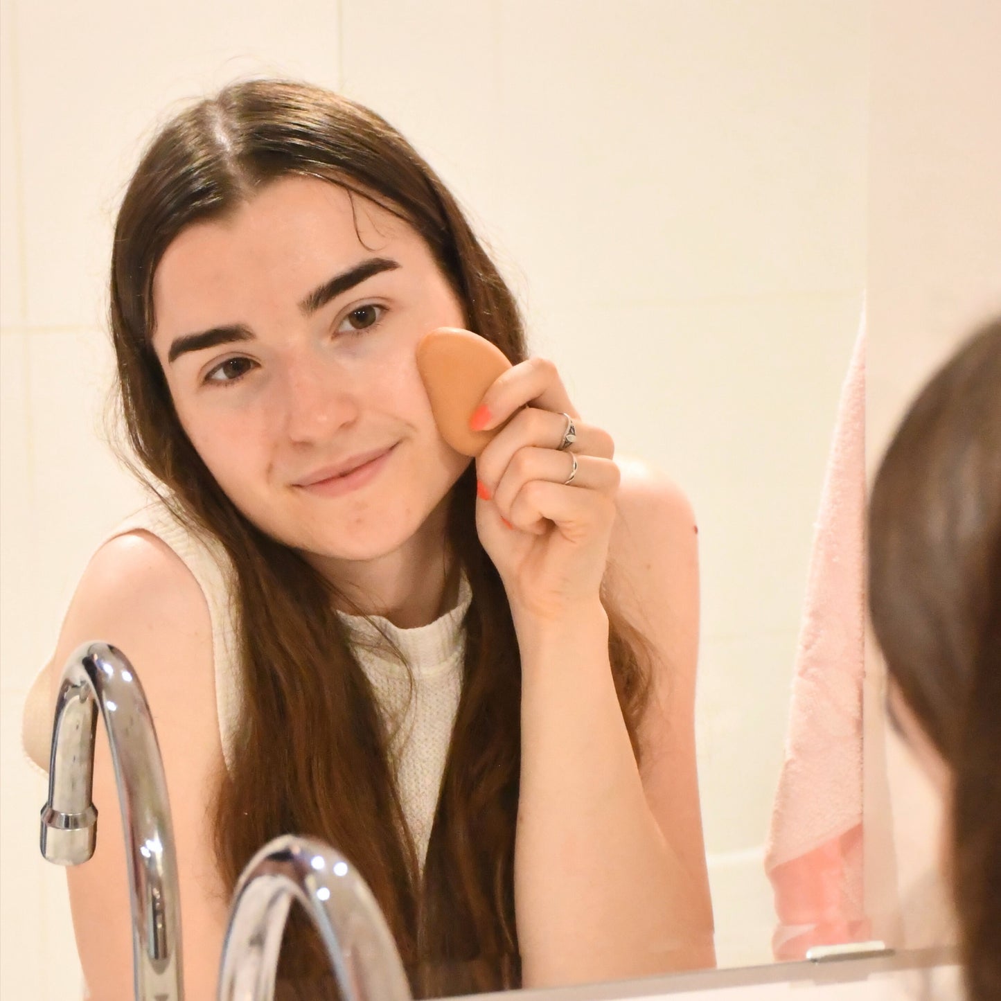 Nettoyant visage à l'huile de noyau d'abricot